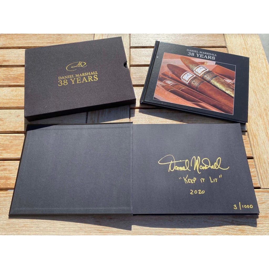 Copy of Daniel Marshall Desk-Travel Humidor in Precious Burl Private Stock | 20 Cigar Capacity | 24kt Gold Plated Hinges &amp; Locks | Spanish Cedar Interior
